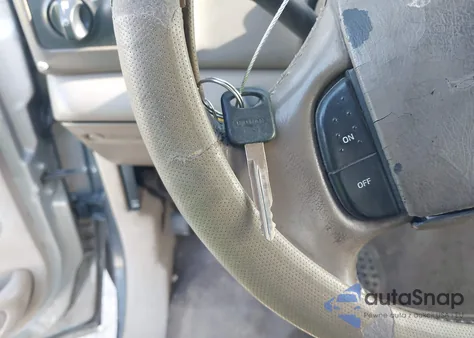 2000 Ford F-350 Lariat/Xl/Xlt из США, поврежденный, VIN 1FTSW31FXYEA79140